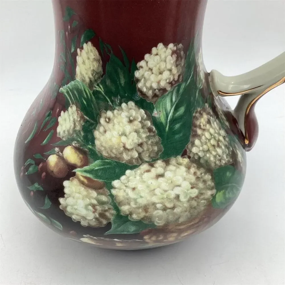 VTG Lisa White Arts Hydrangea Collection Ceramic Pitcher Vase 10